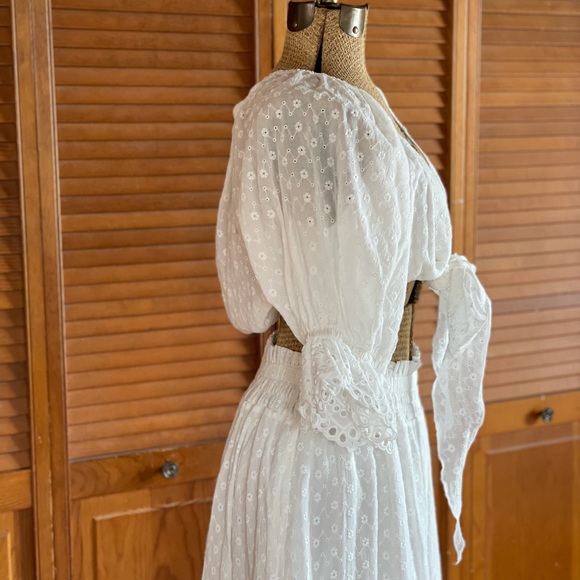 Spell | Daisy Chain Tie Top | M - Picture 8 of 14